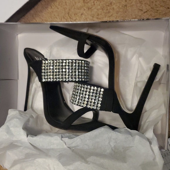 Brand New JLO Noin Slide Sandal - Picture 10 of 13